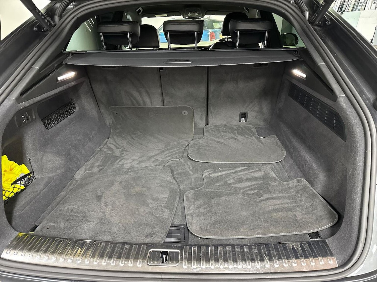 Used Audi Q8 2021 for sale - 78026080: Photo 17