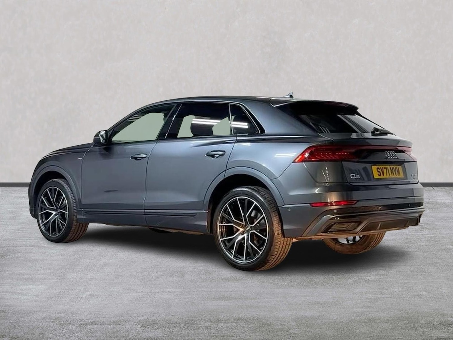 Used Audi Q8 2021 for sale - 78026080: Photo 2