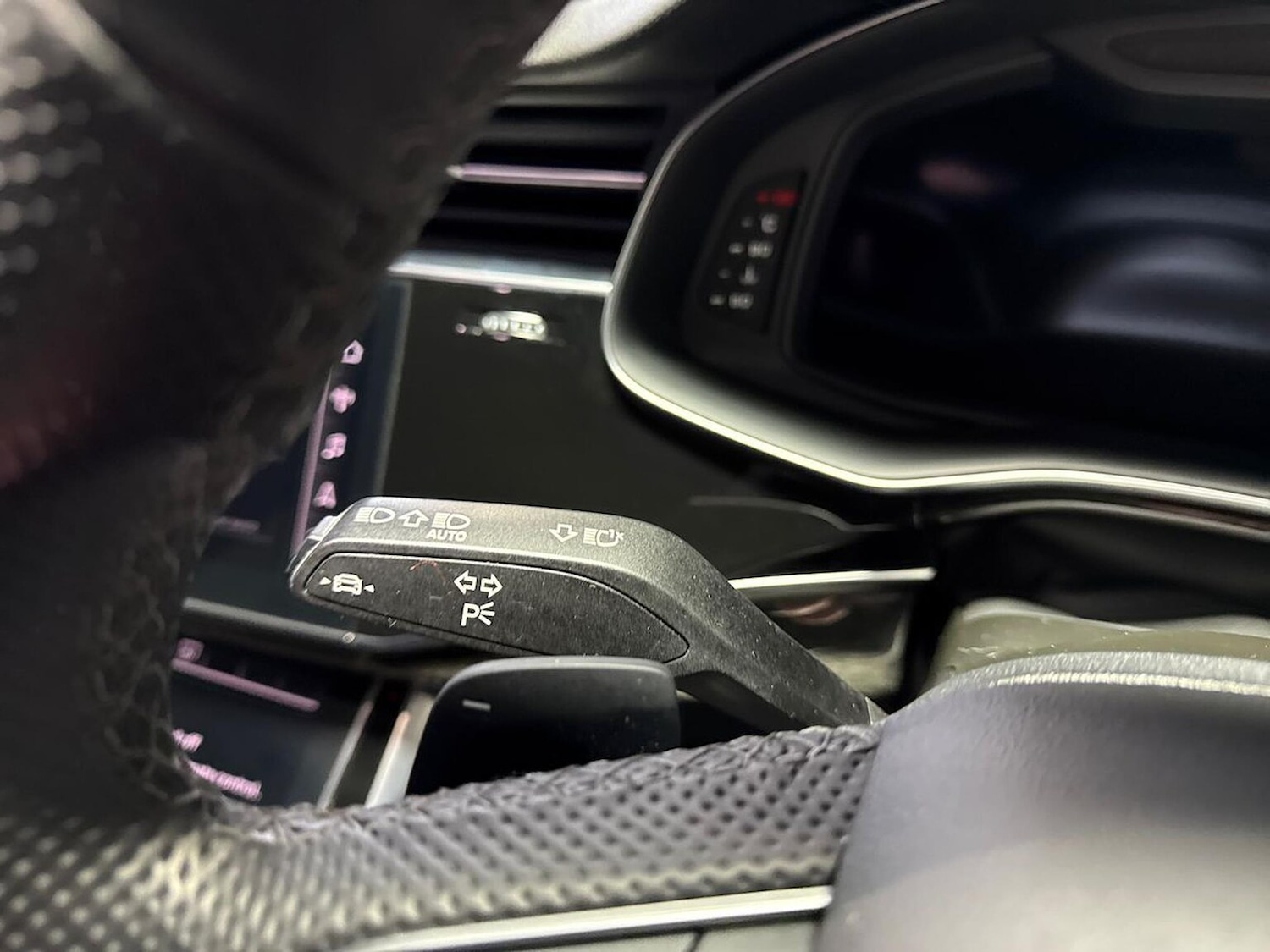 Used Audi Q8 2021 for sale - 78026080: Photo 27