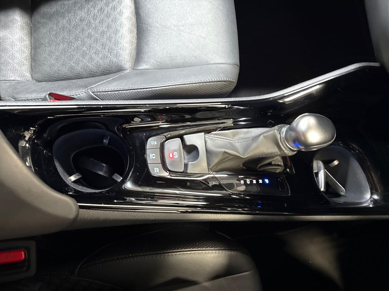 Used Toyota C-HR 2021 for sale - 76490594: Photo 13