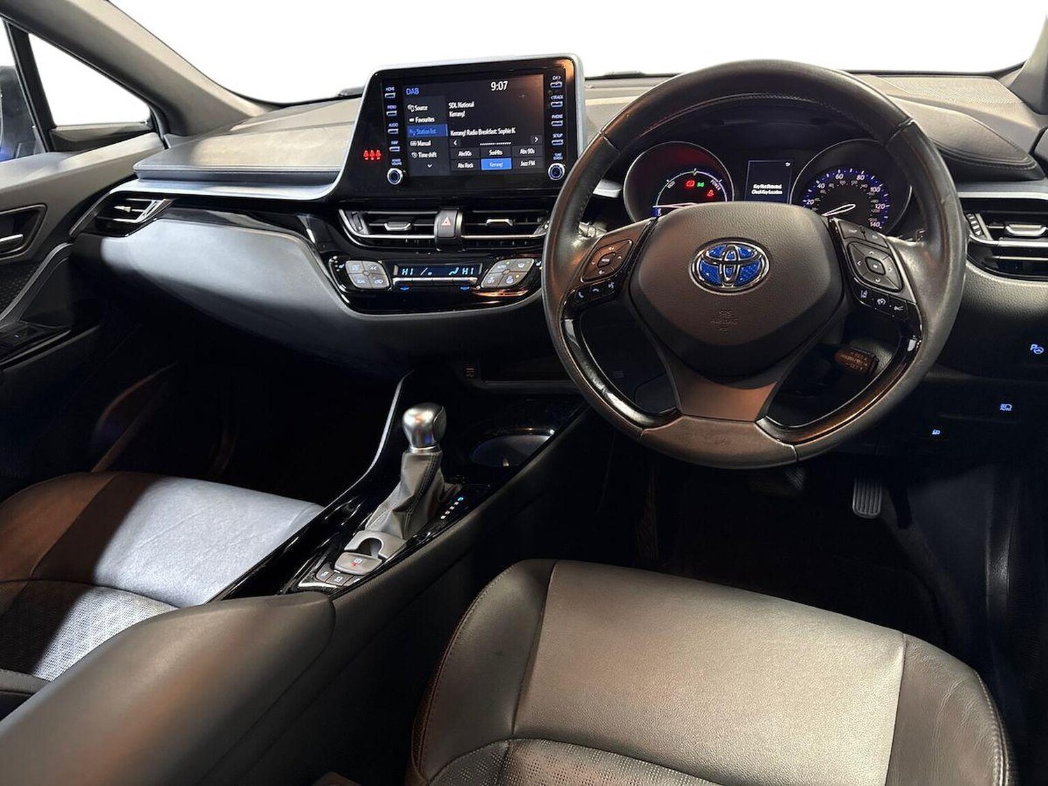 Used Toyota C-HR 2021 for sale - 76490594: Photo 15