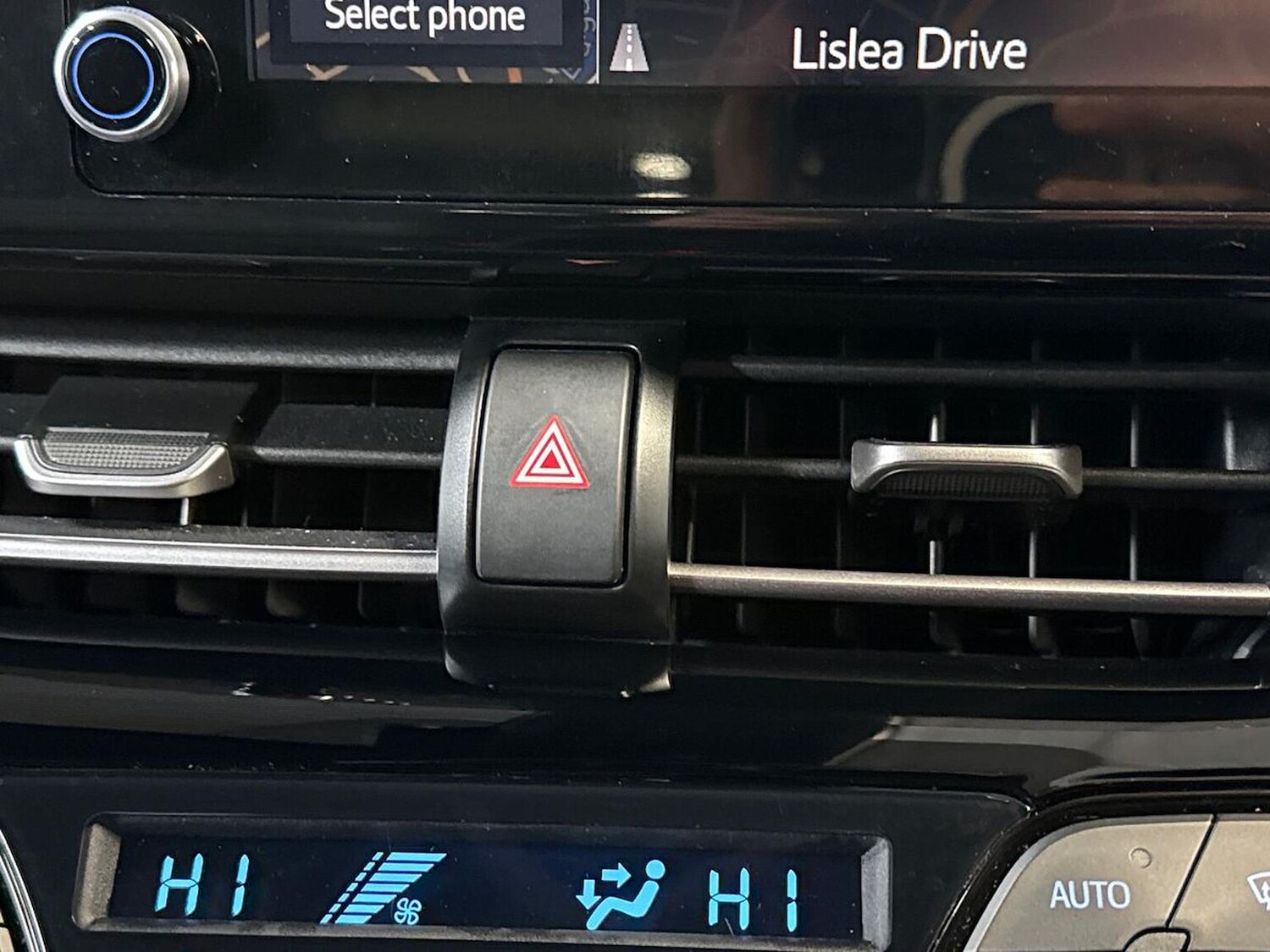 Used Toyota C-HR 2021 for sale - 76490594: Photo 22