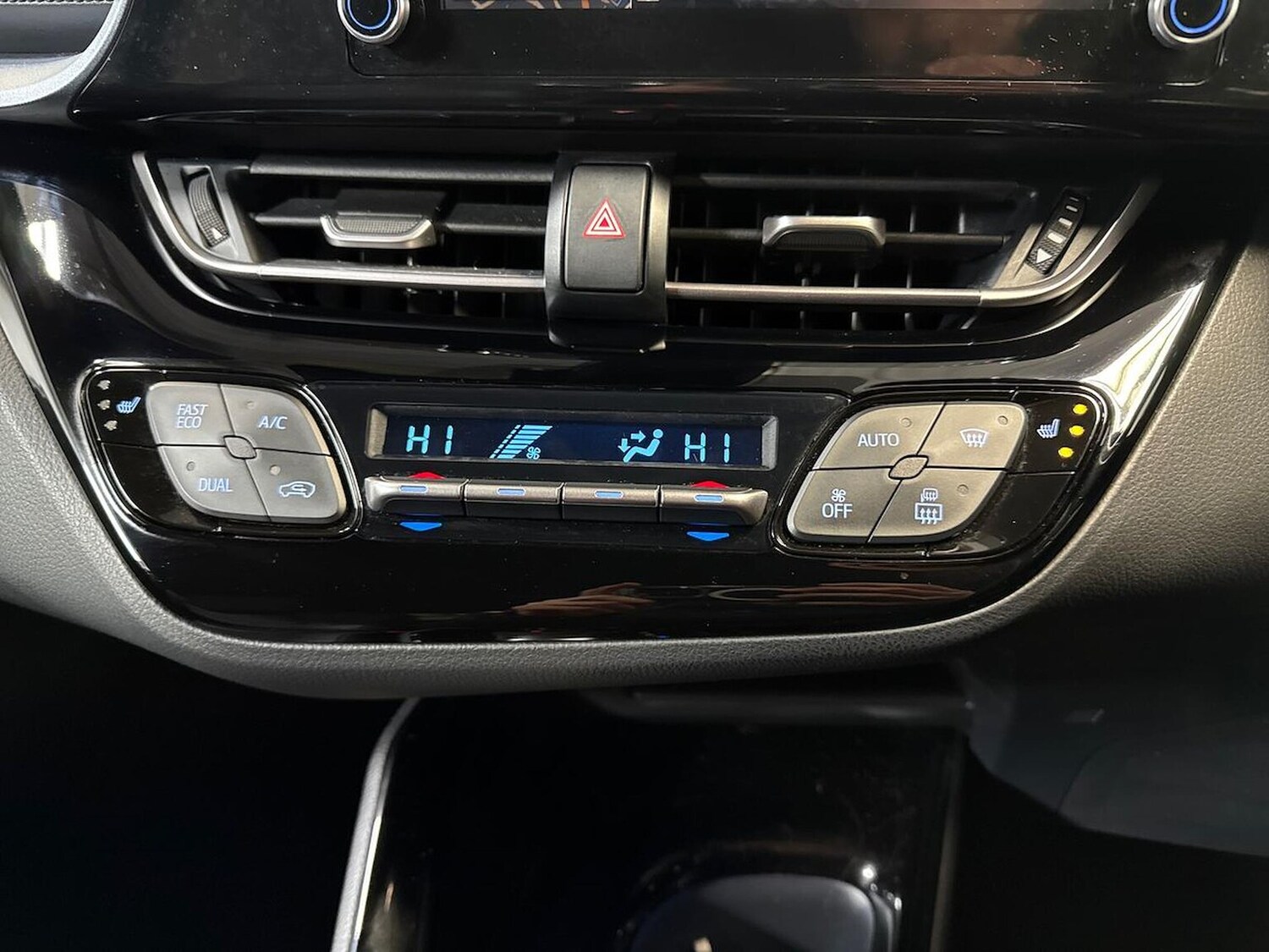 Used Toyota C-HR 2021 for sale - 76490594: Photo 23