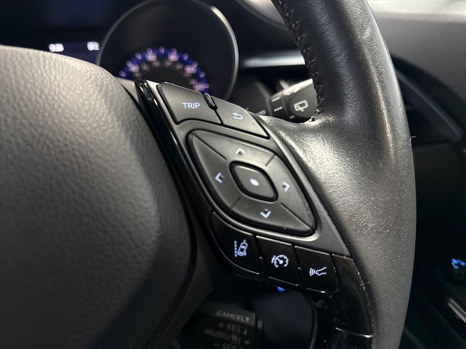 Used Toyota C-HR 2021 for sale - 76490594: Photo 25