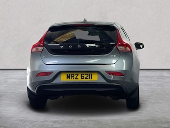 Used Volvo V40 2017 for sale - 79006146: Photo