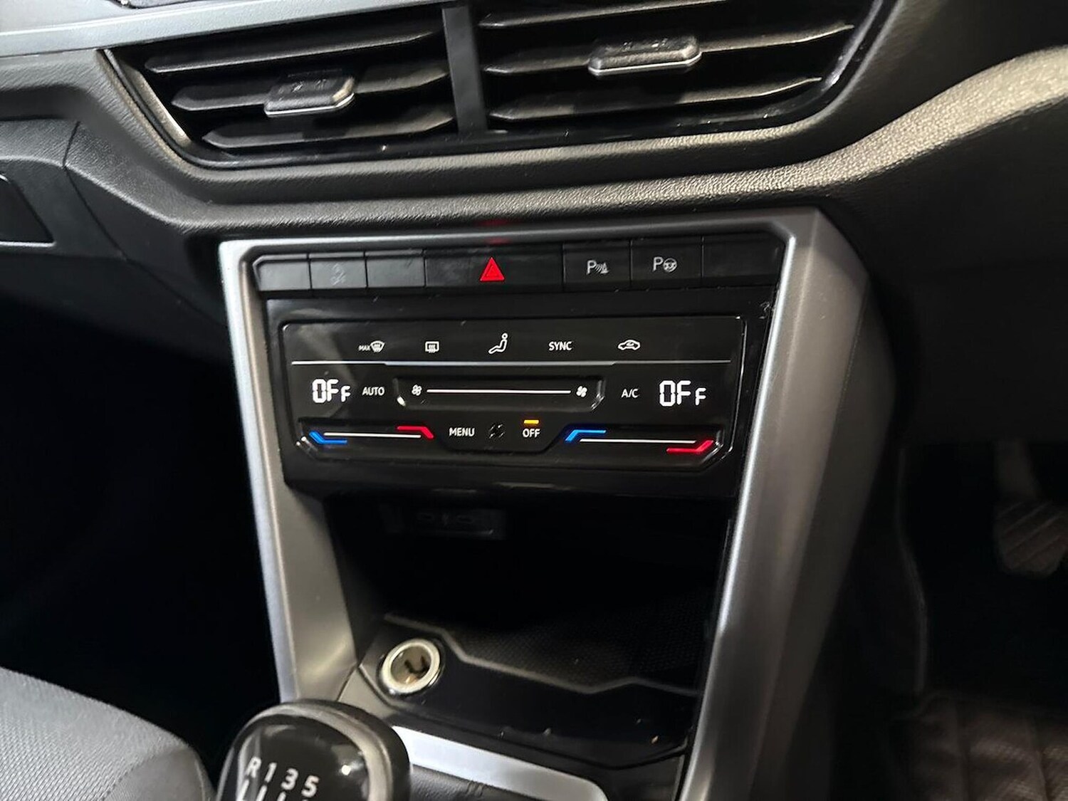 Used Volkswagen T-Roc 2022 for sale - 77487809: Photo 22