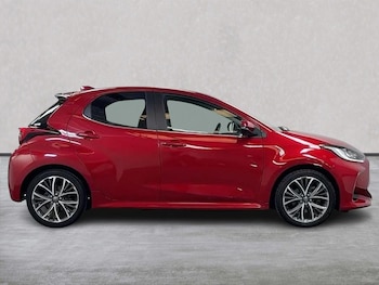Used Toyota Yaris 2022 for sale - 79054339: Photo