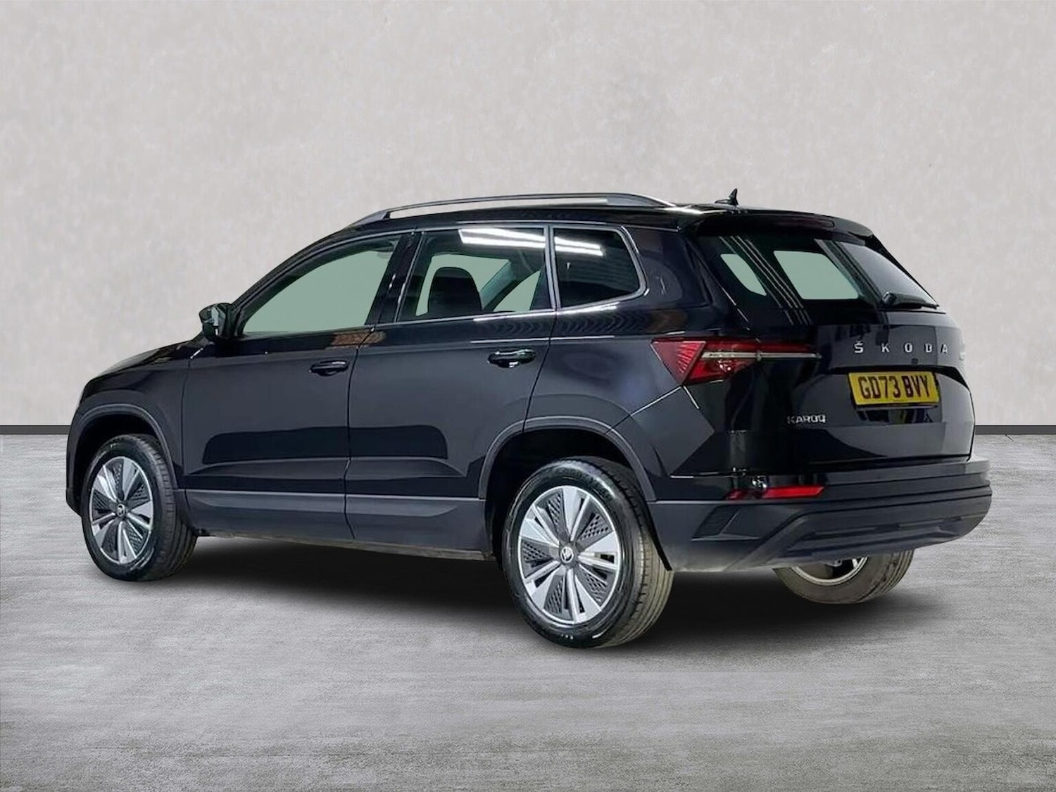 Used Skoda Karoq 2024 for sale - 77487819: Photo 2