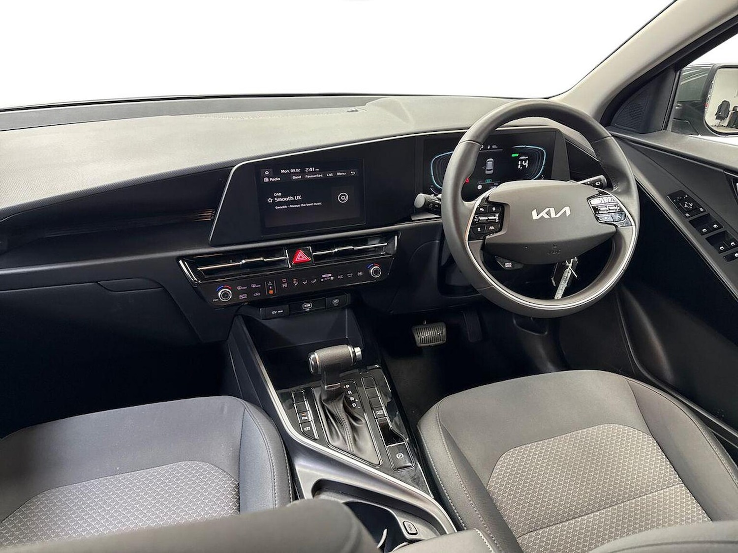 Used Kia Niro 2023 for sale - 77946081: Photo 8