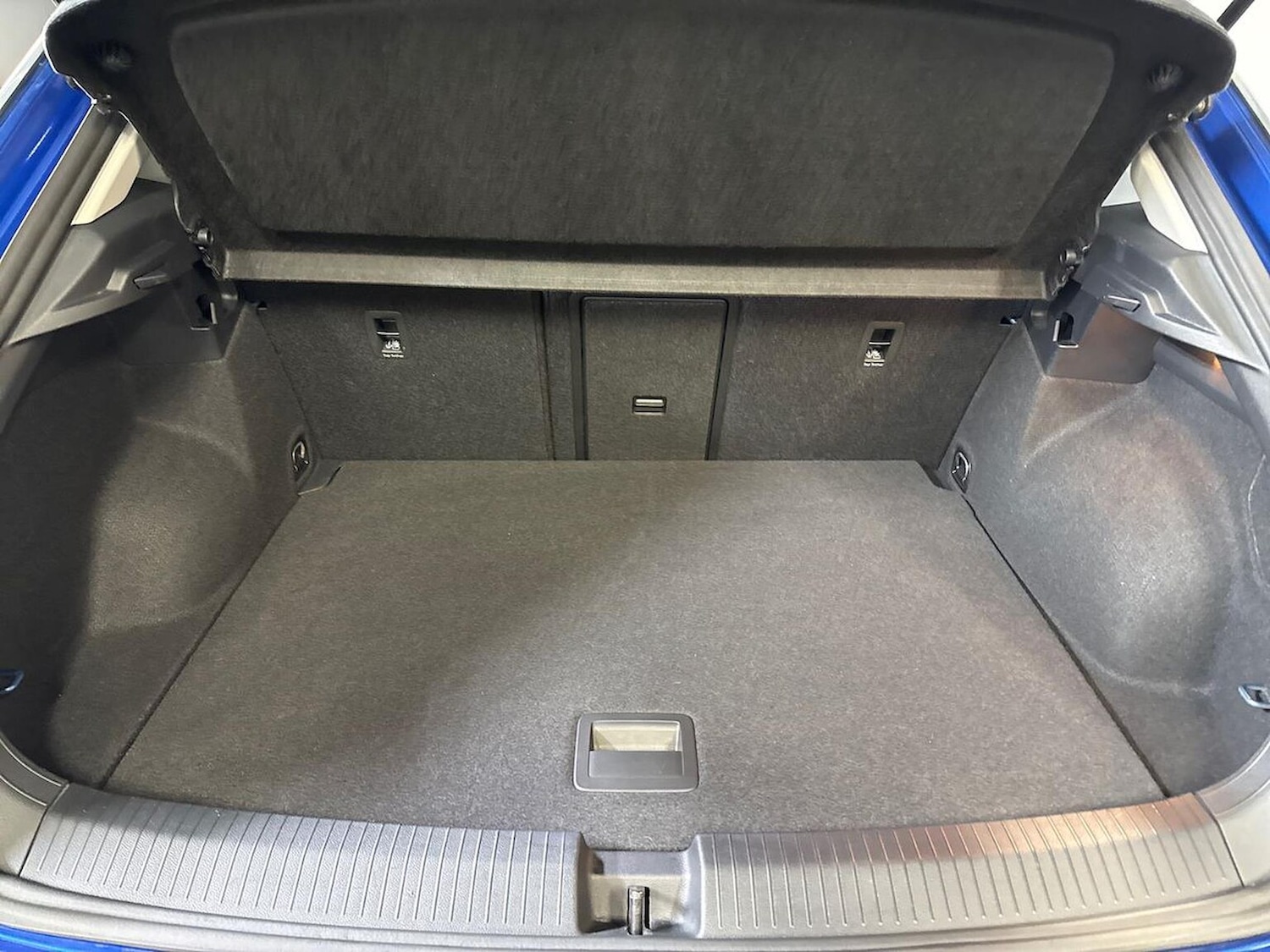 Used Volkswagen T-Roc 2022 for sale - 77845311: Photo 17