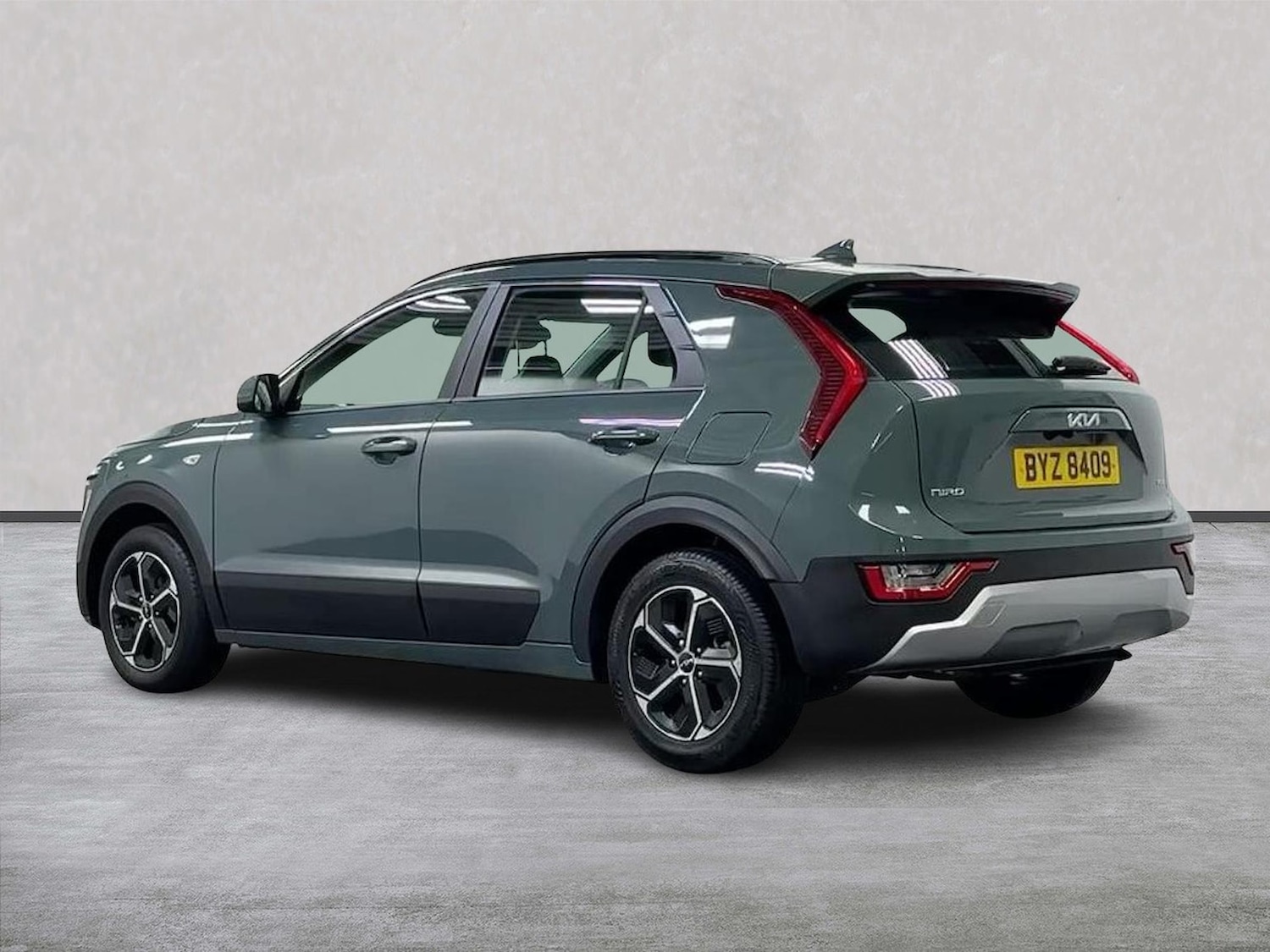 Used Kia Niro 2023 for sale - 77984023: Photo 2