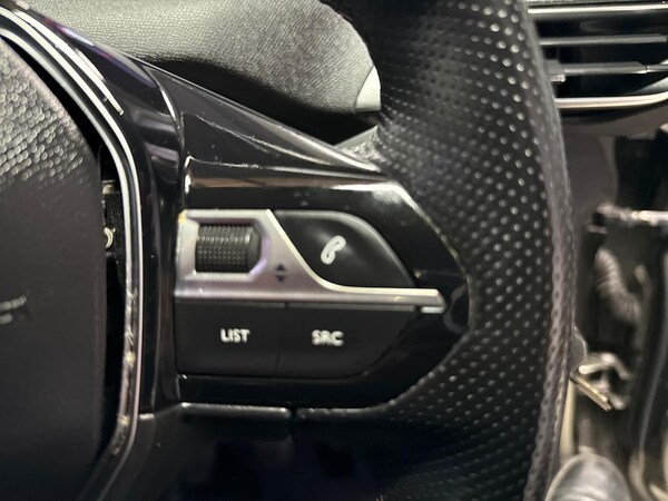 Used Peugeot 5008 2020 for sale - 76115490: Photo 25