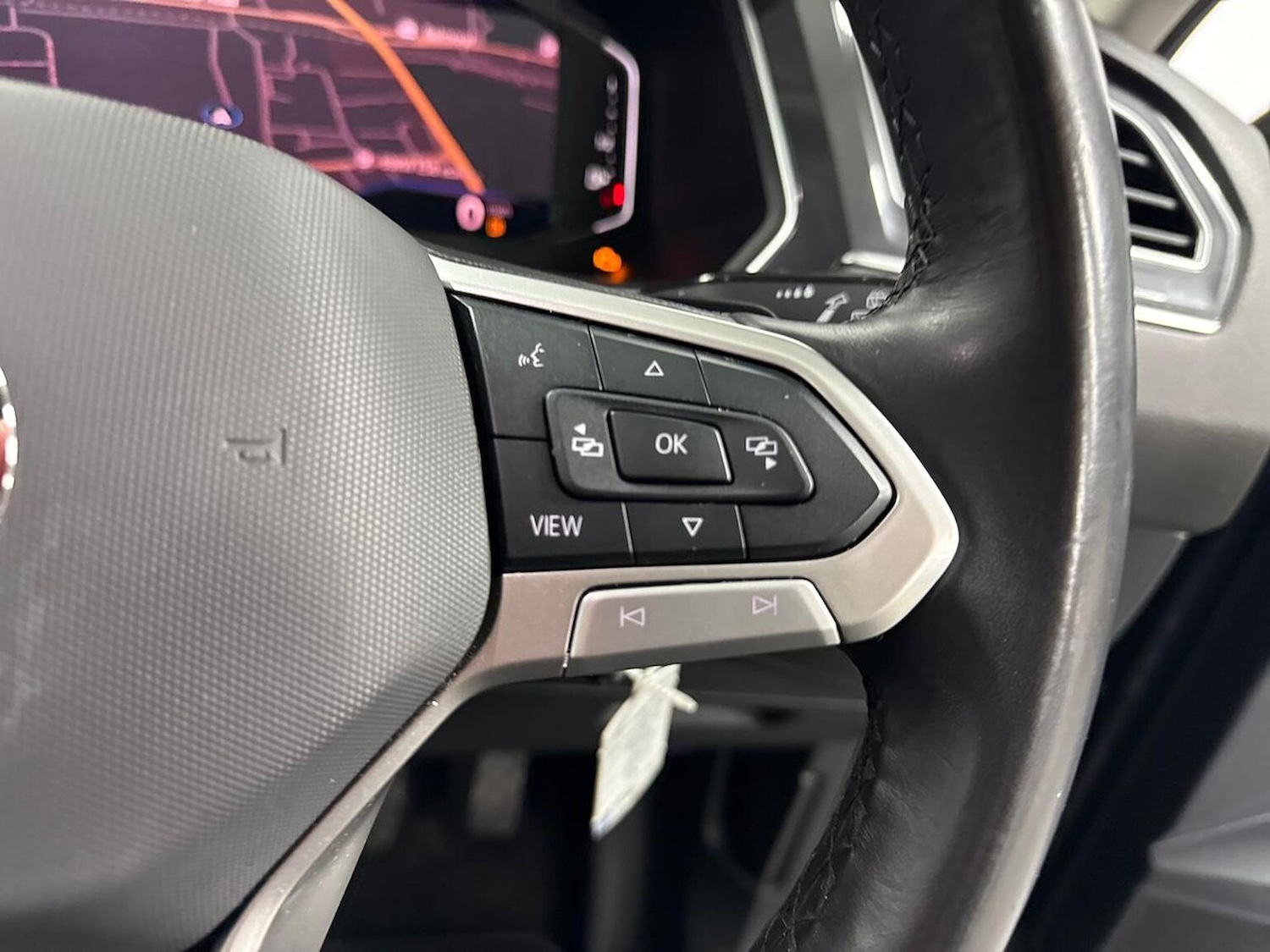 Used Volkswagen Tiguan Allspace 2024 for sale - 77984017: Photo 25