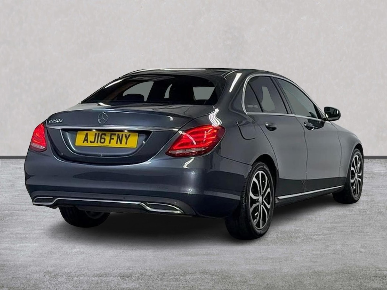 Used Mercedes-Benz C Class 2016 for sale - 77034617: Photo 18