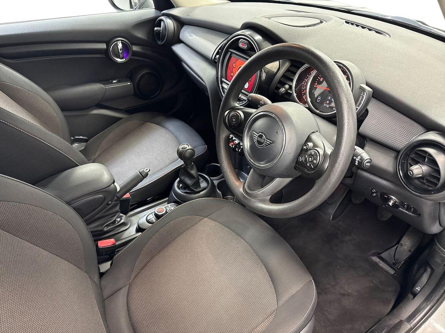 Used MINI Hatch 2019 for sale - 78191908: Photo 15