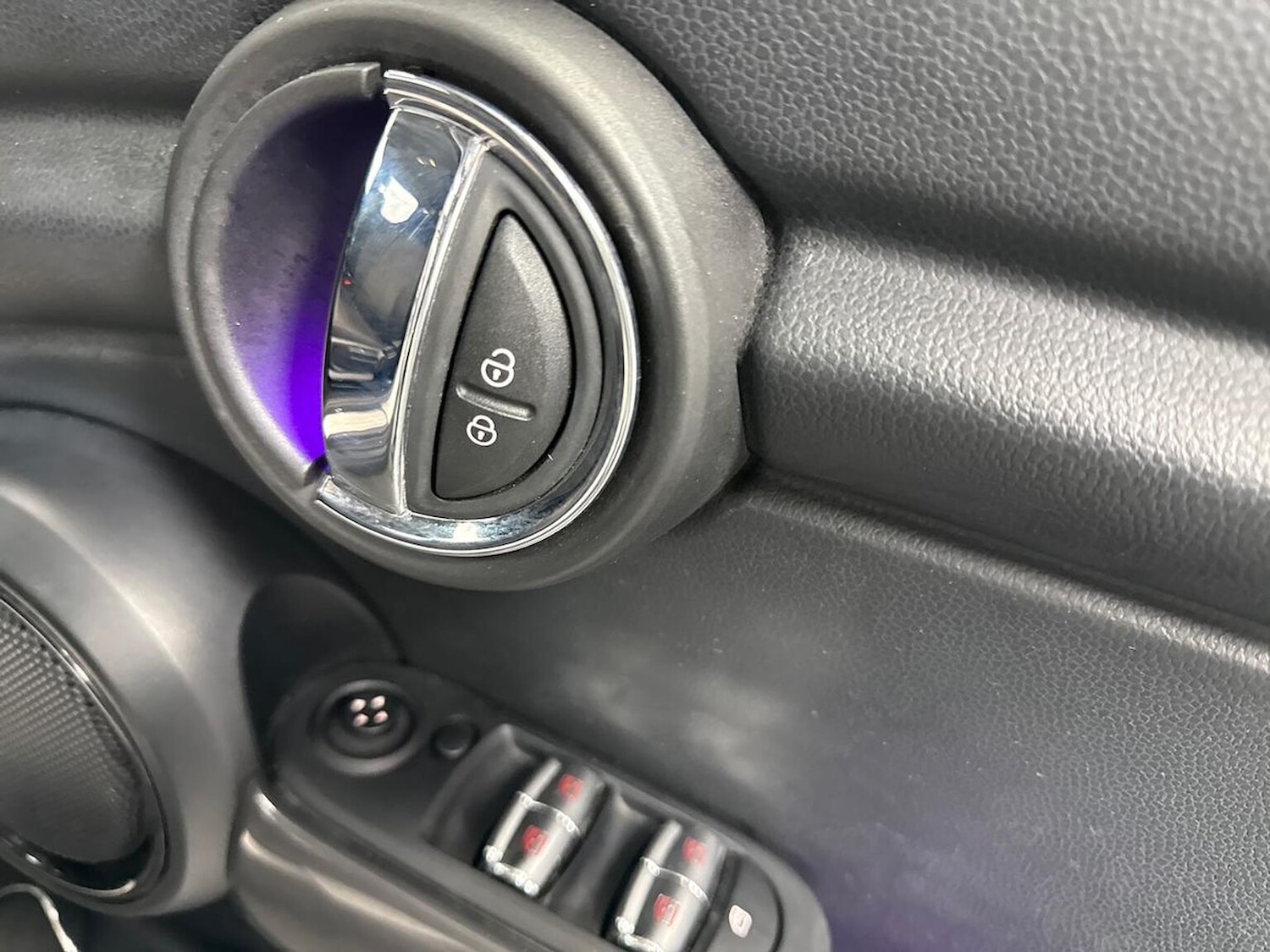 Used MINI Hatch 2019 for sale - 78191908: Photo 21