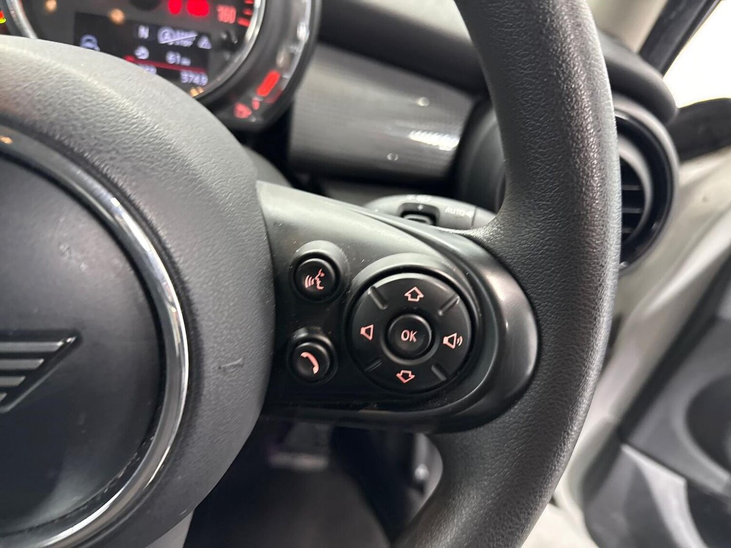 Used MINI Hatch 2019 for sale - 78191908: Photo 24