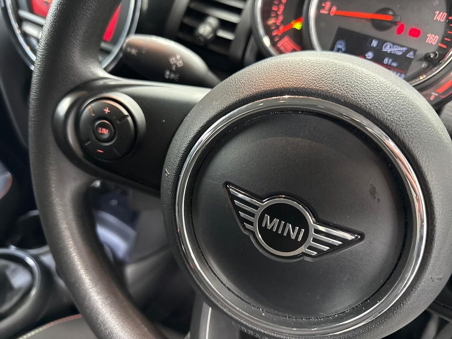 Used MINI Hatch 2019 for sale - 78191908: Photo 25