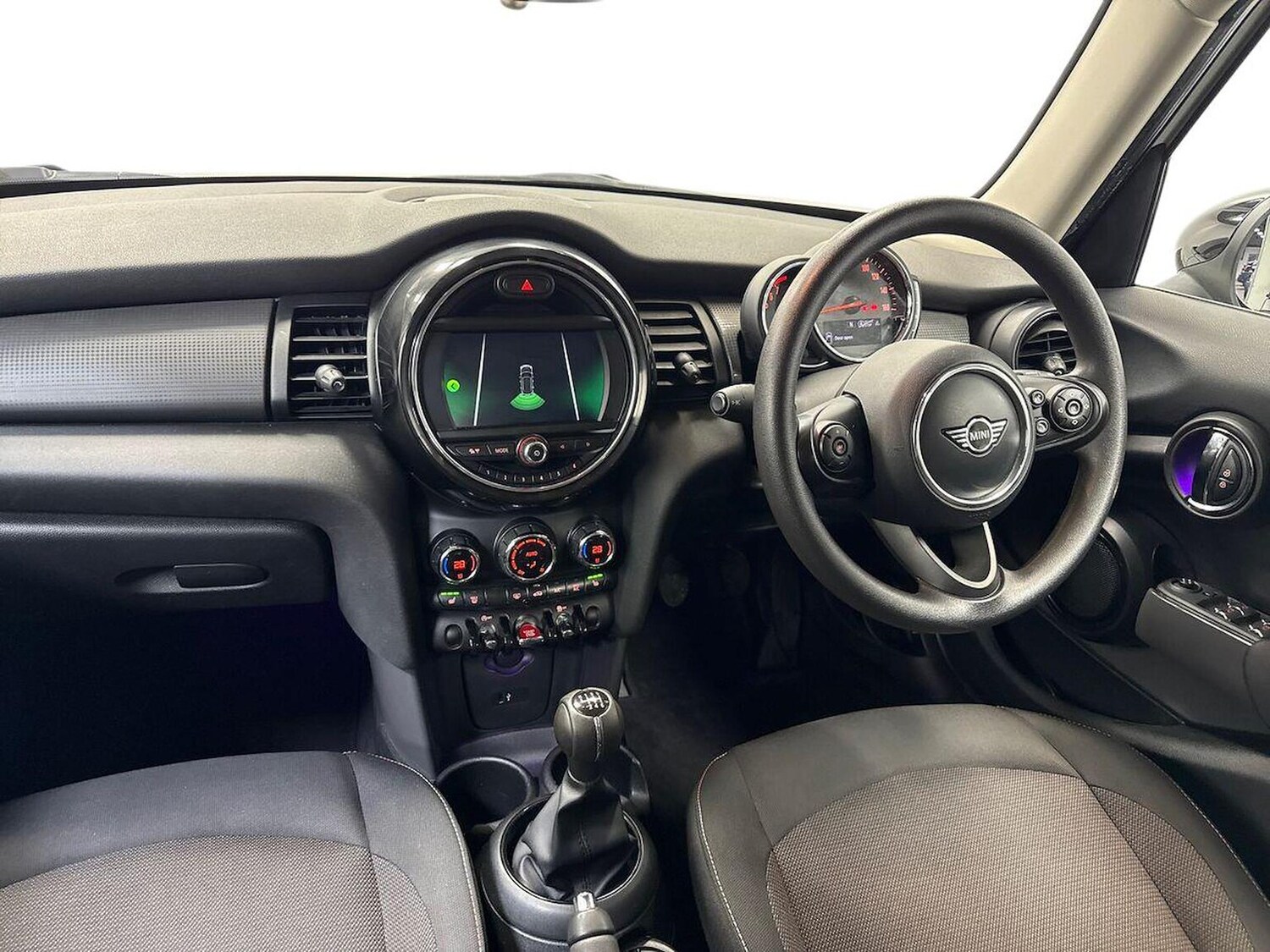 Used MINI Hatch 2019 for sale - 78191908: Photo 8