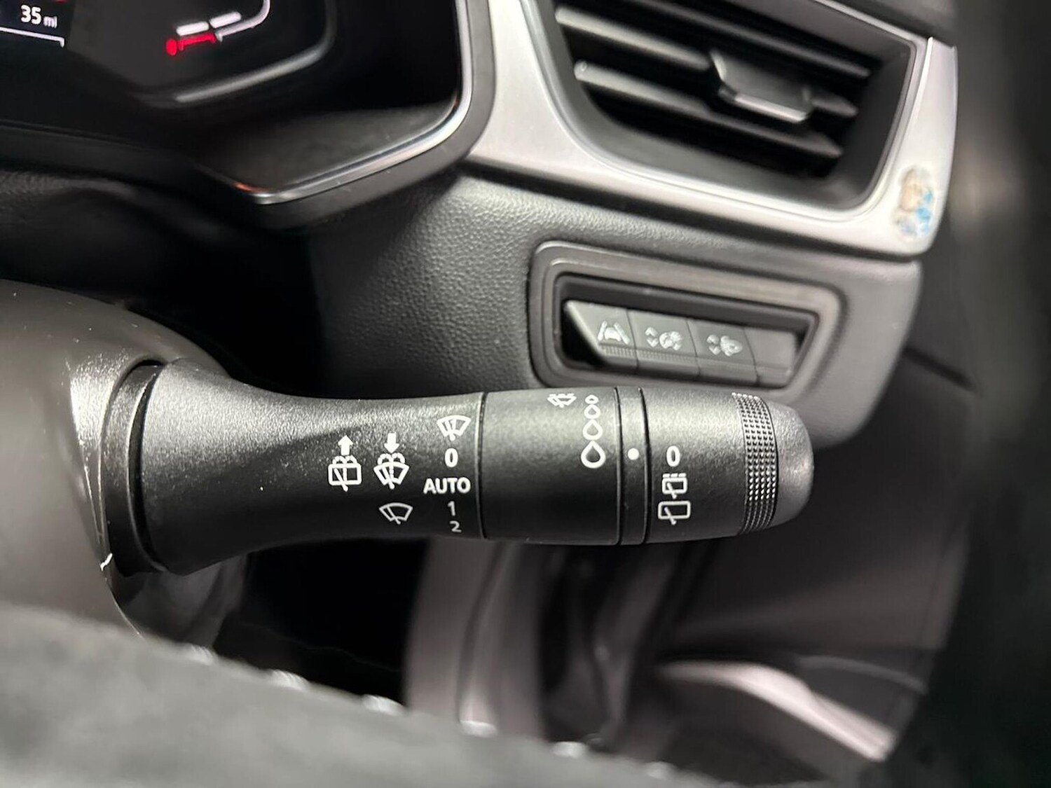 Used Renault Captur 2022 for sale - 77487760: Photo 27