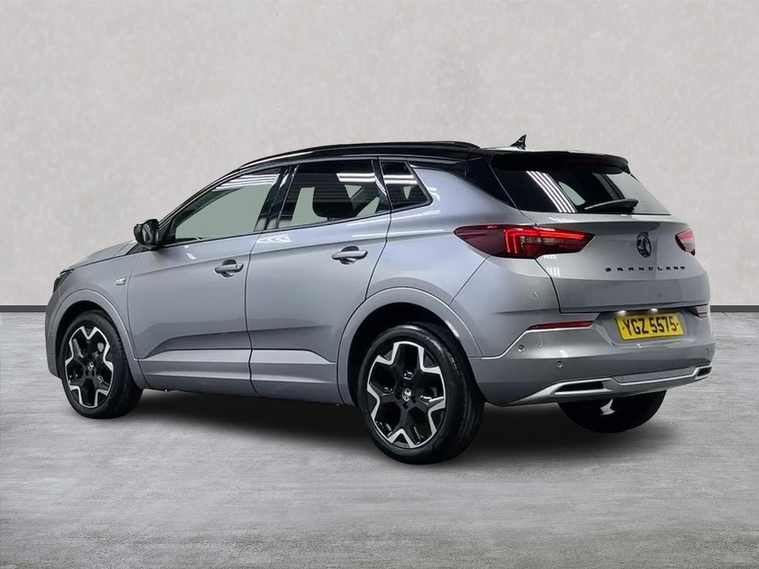 Used Vauxhall Grandland 2023 for sale - 78060603: Photo 2