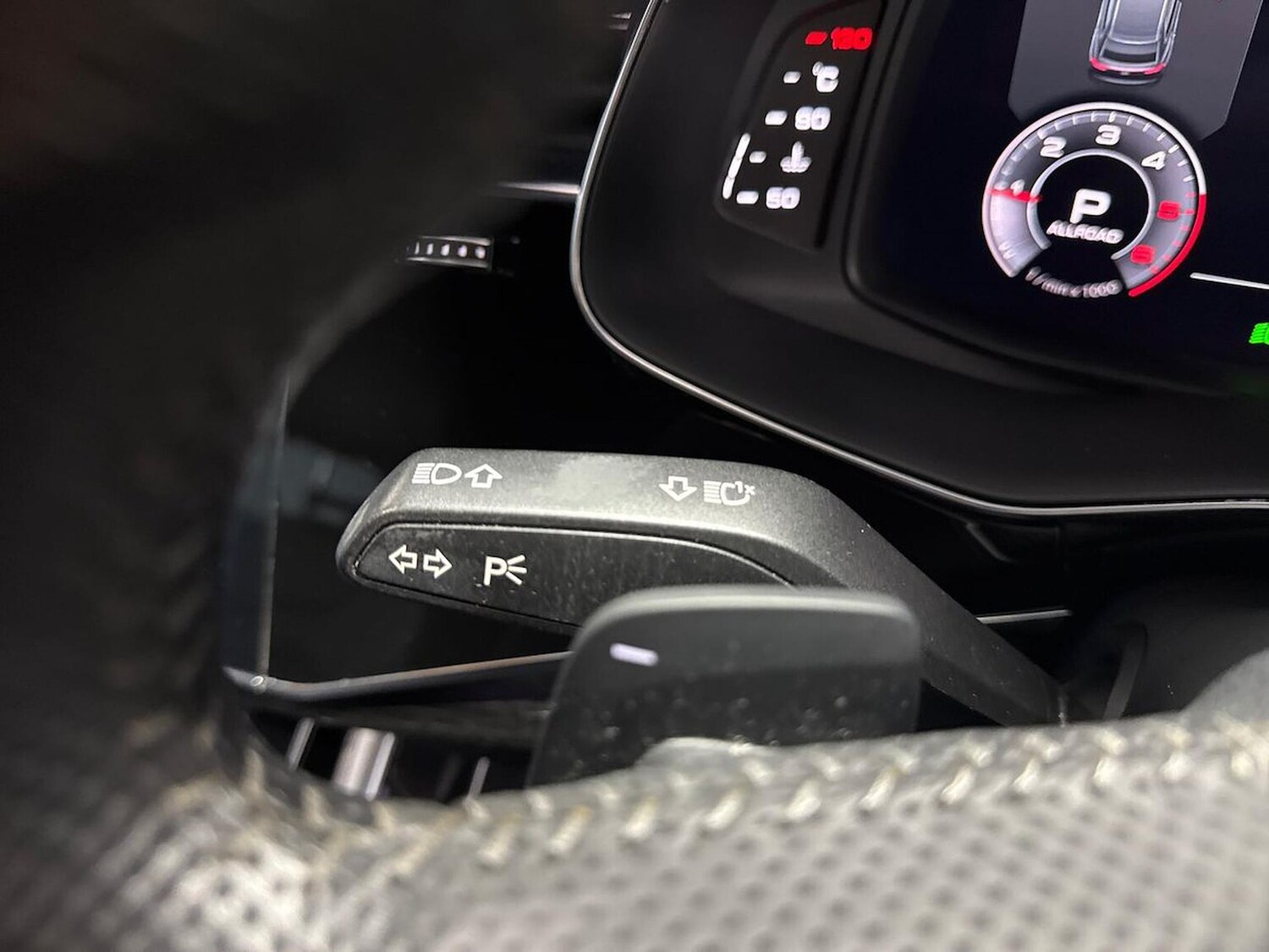 Used Audi Q8 2019 for sale - 76490604: Photo 26