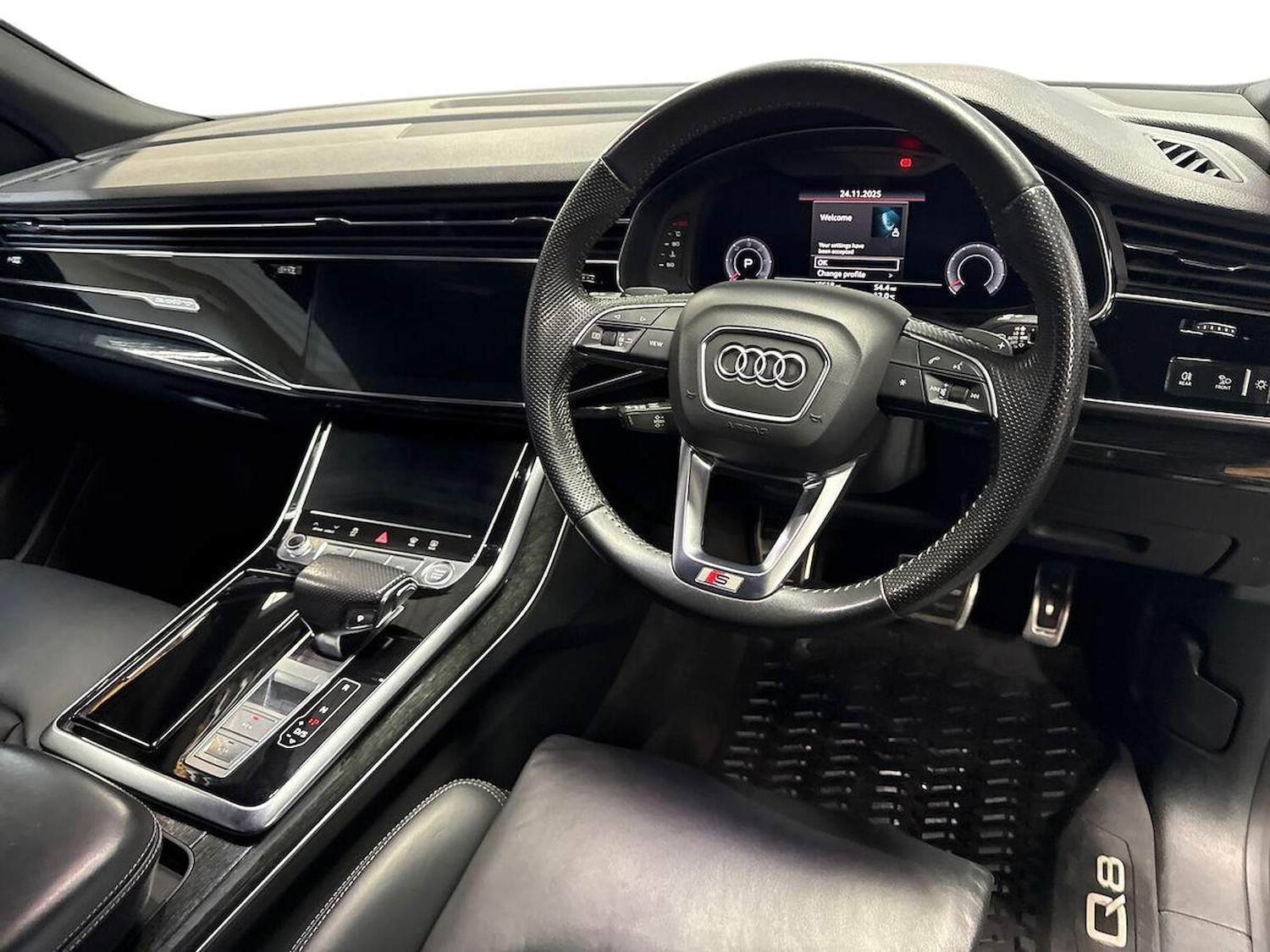 Used Audi Q8 2019 for sale - 76490604: Photo 9