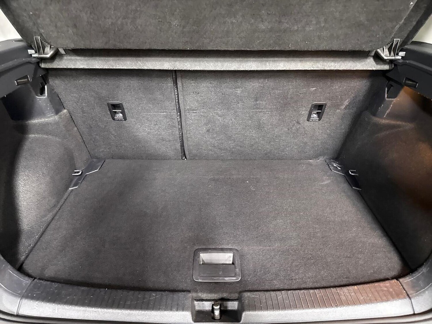 Used Volkswagen T-Cross 2023 for sale - 76064348: Photo 17