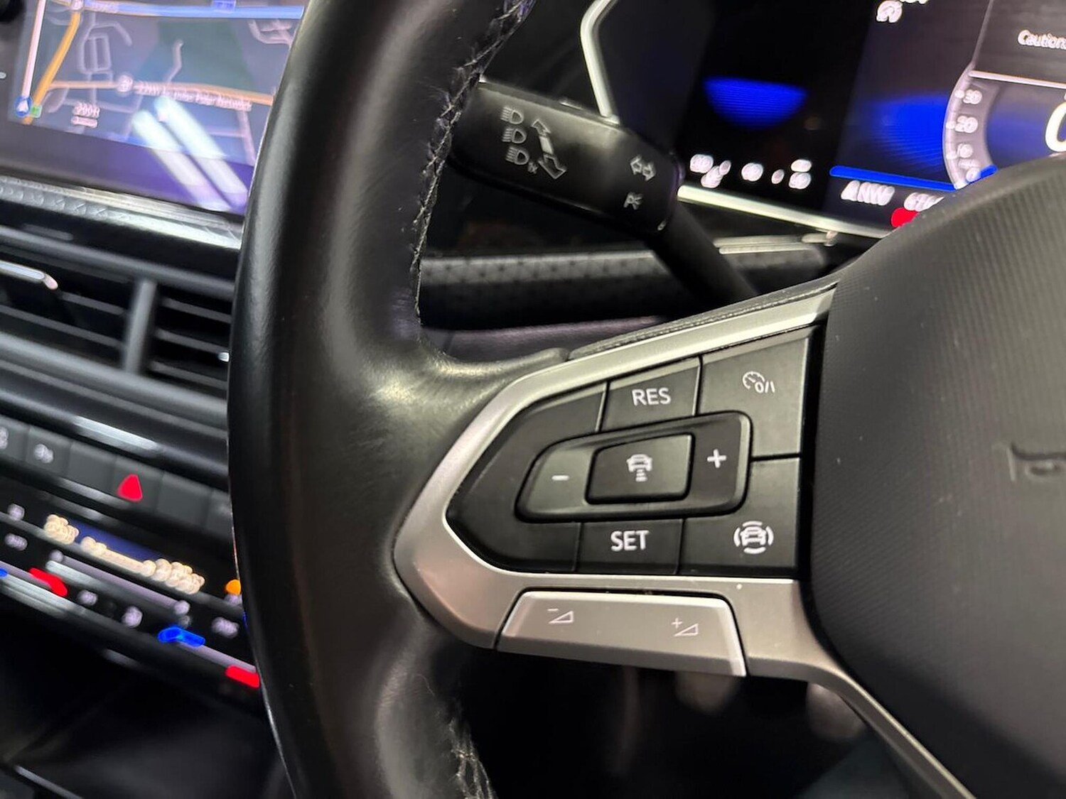 Used Volkswagen T-Cross 2023 for sale - 76064348: Photo 24