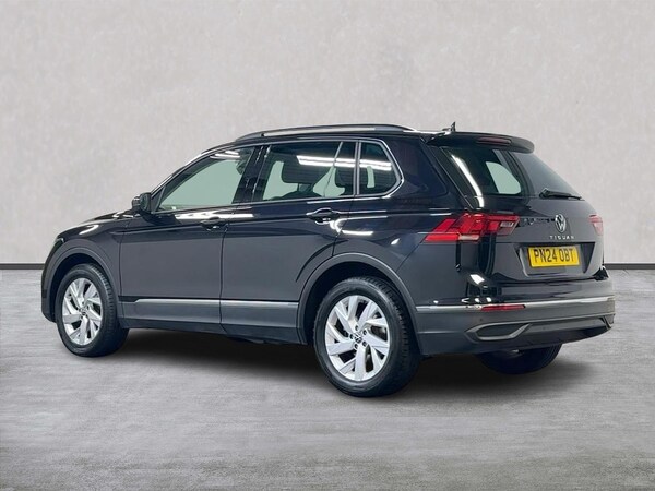 Used Volkswagen Tiguan 2024 for sale - 76170762: Photo 2