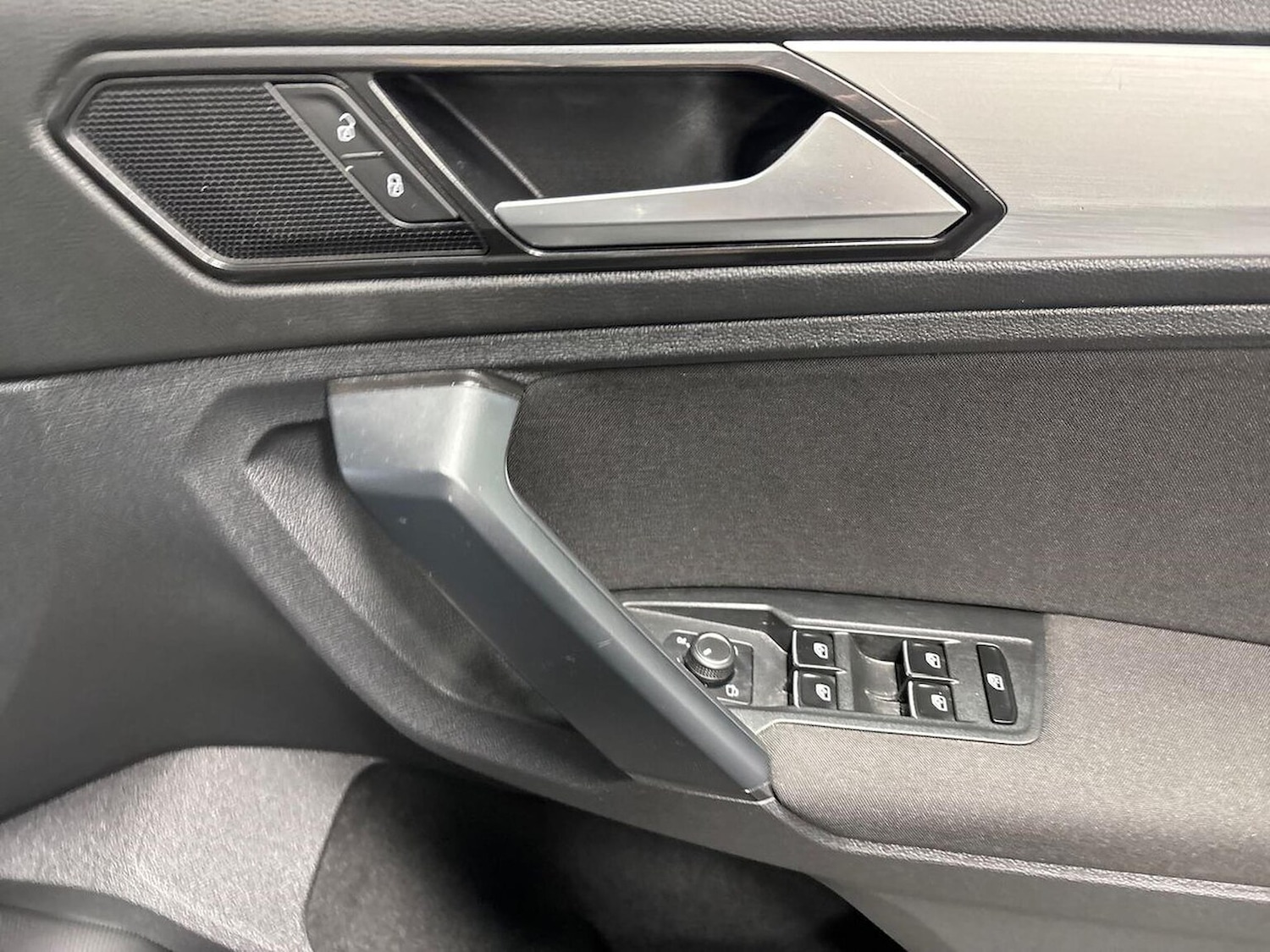 Used Volkswagen Tiguan 2017 for sale - 76329949: Photo 21