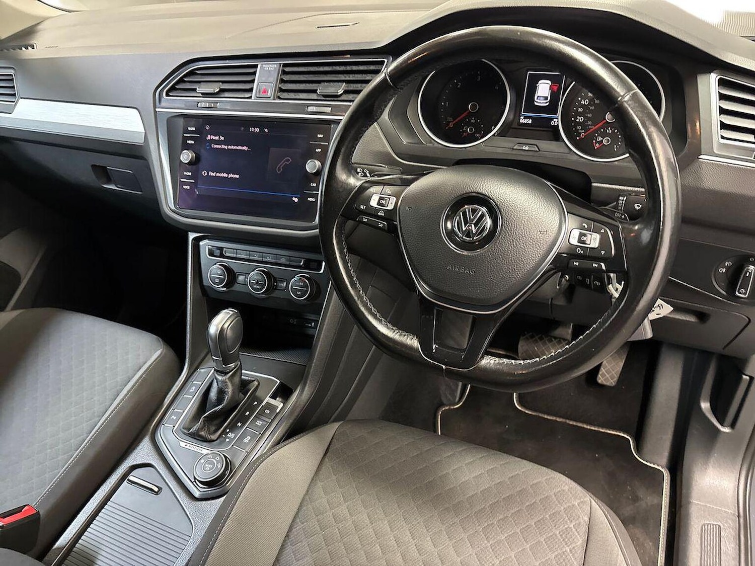 Used Volkswagen Tiguan 2017 for sale - 76329949: Photo 9