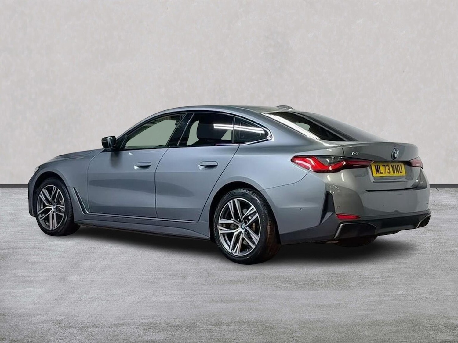 Used BMW i4 2023 for sale - 77487776: Photo 2