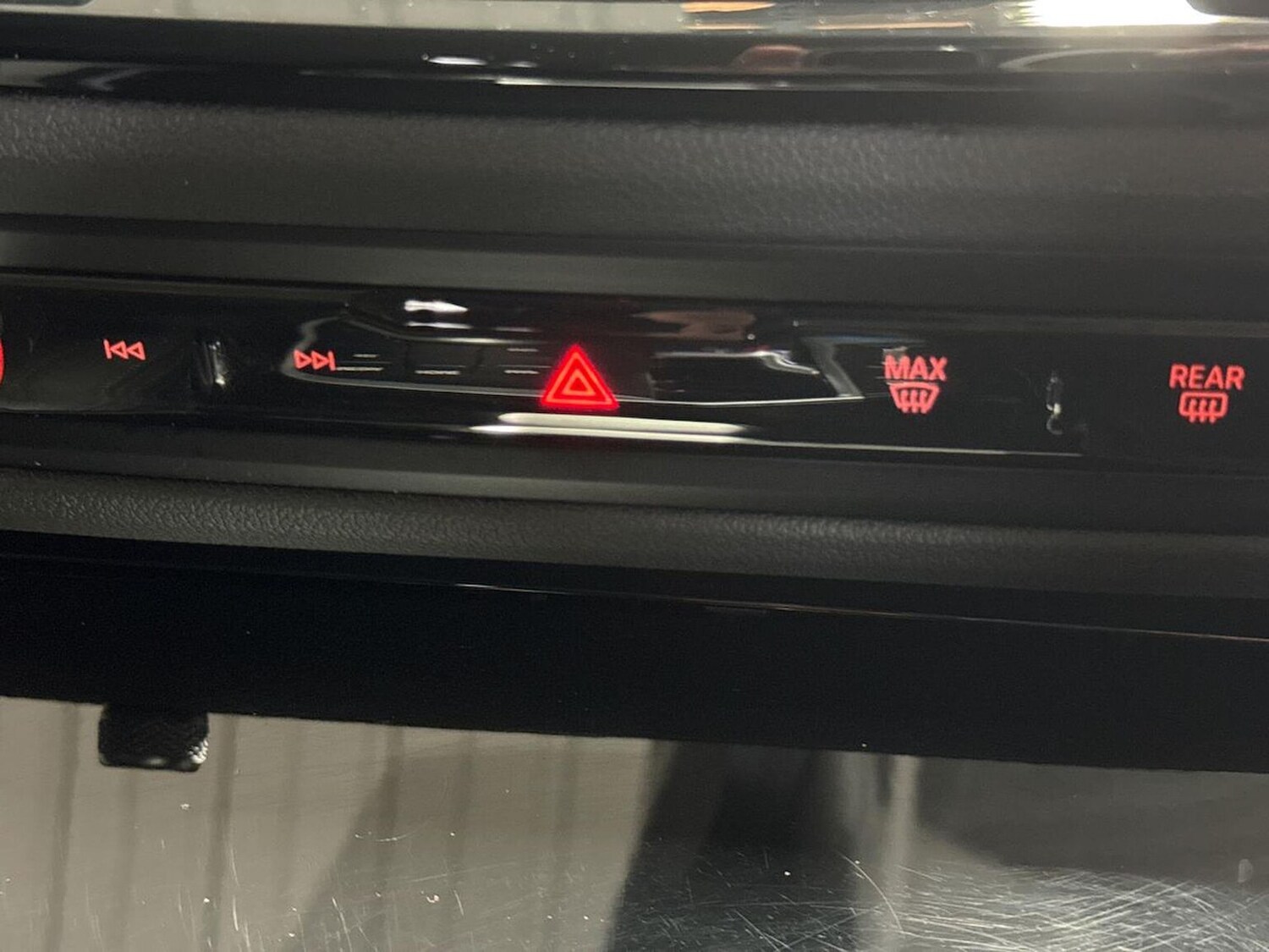 Used BMW i4 2023 for sale - 77487776: Photo 22