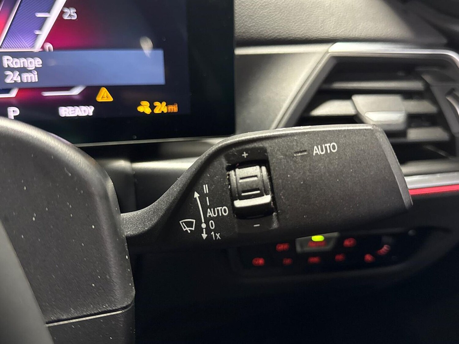 Used BMW i4 2023 for sale - 77487776: Photo 27