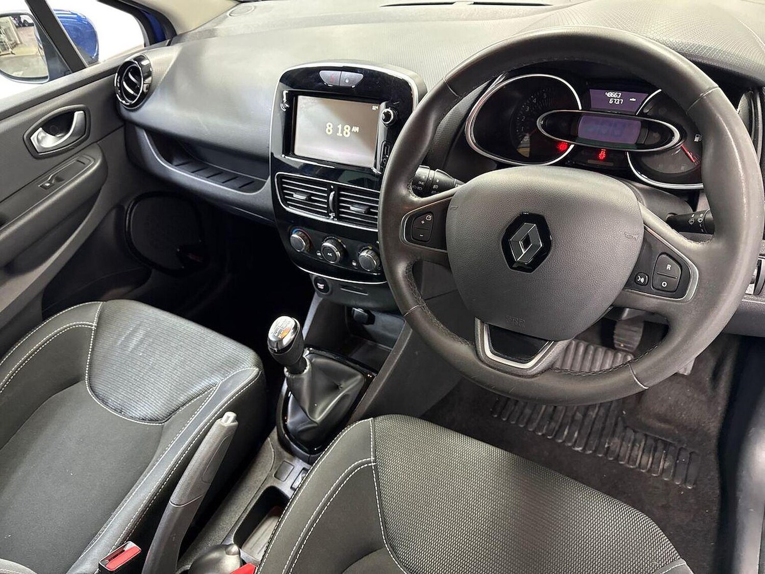 Used Renault Clio 2019 for sale - 78211159: Photo 11