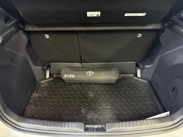 Used Toyota Yaris 2023 for sale - 76134310: Photo 17