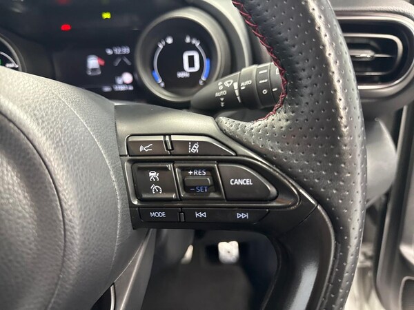 Used Toyota Yaris 2023 for sale - 76134310: Photo 25