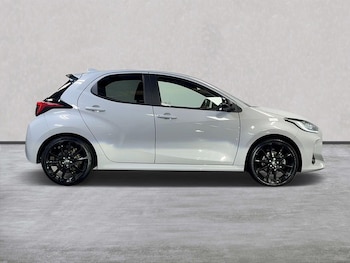 Used Toyota Yaris 2023 for sale - 76134310: Photo 3