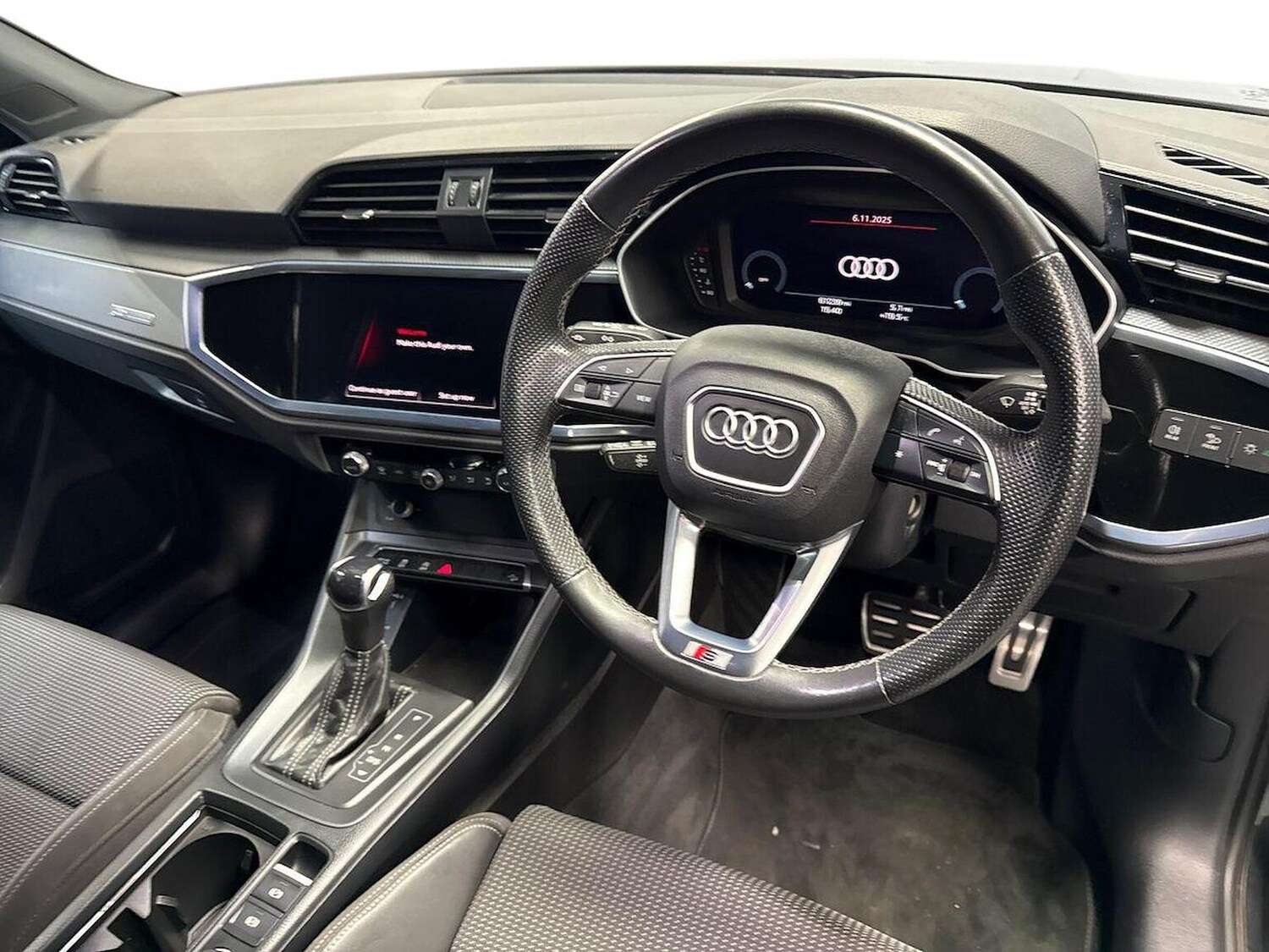Used Audi Q3 2022 for sale - 76369086: Photo 9