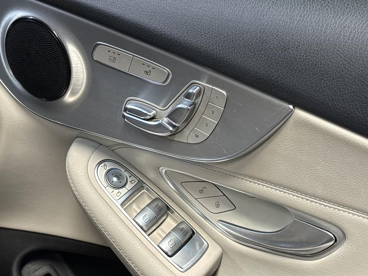 Used Mercedes-Benz C-Class 2017 for sale - 76064361: Photo 22