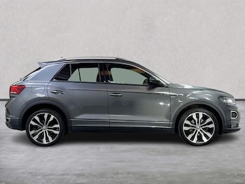 Used Volkswagen T-Roc 2019 for sale - 78296824: Photo