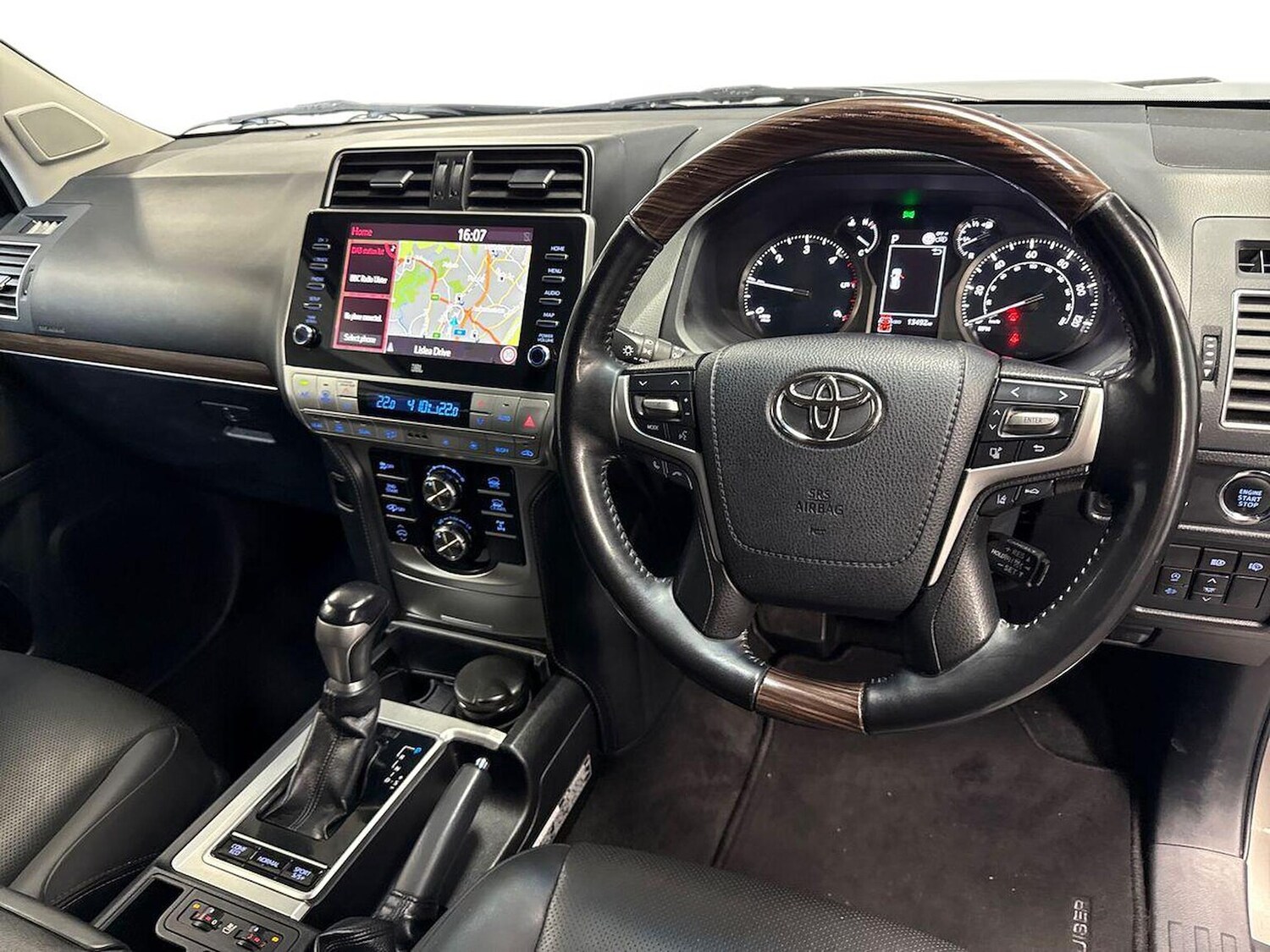 Used Toyota Land Cruiser 2023 for sale - 76418214: Photo 15