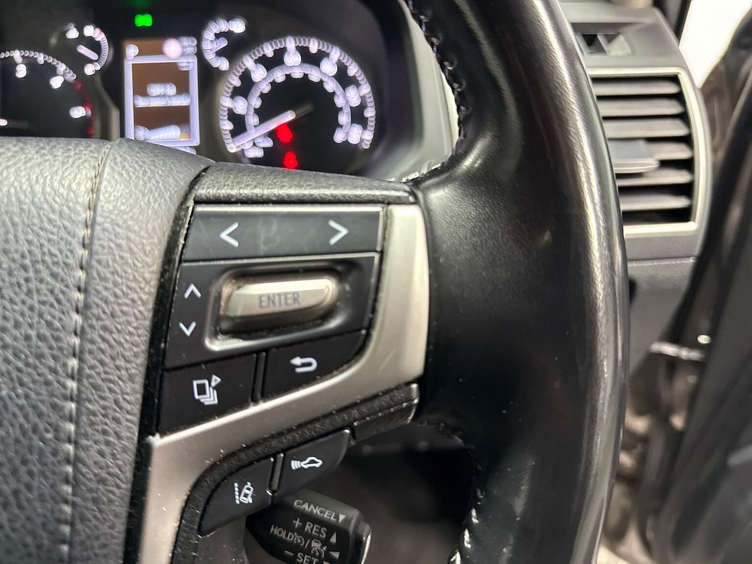 Used Toyota Land Cruiser 2023 for sale - 76418214: Photo 25