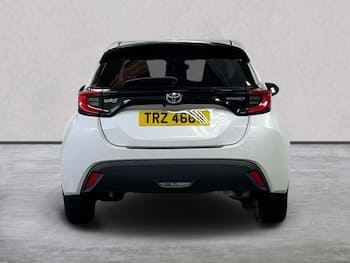Used Toyota Yaris 2022 for sale - 79724928: Photo