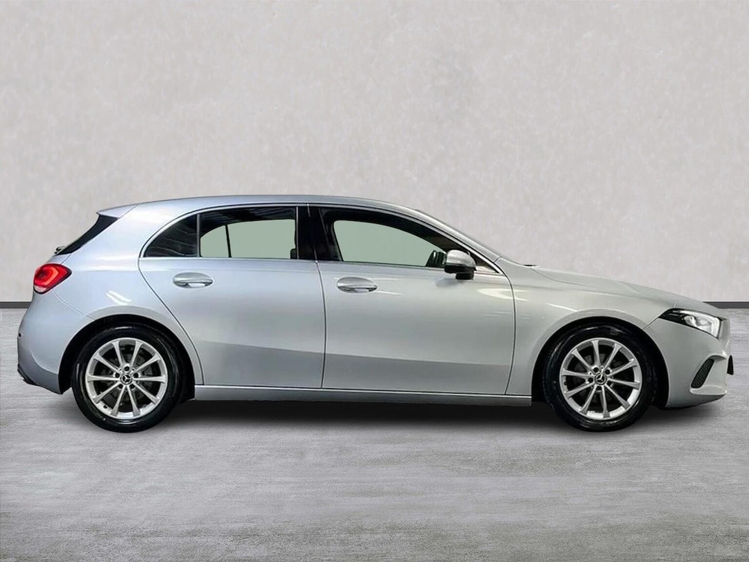 Used Mercedes-Benz A-Class 2019 for sale - 77003661: Photo 3