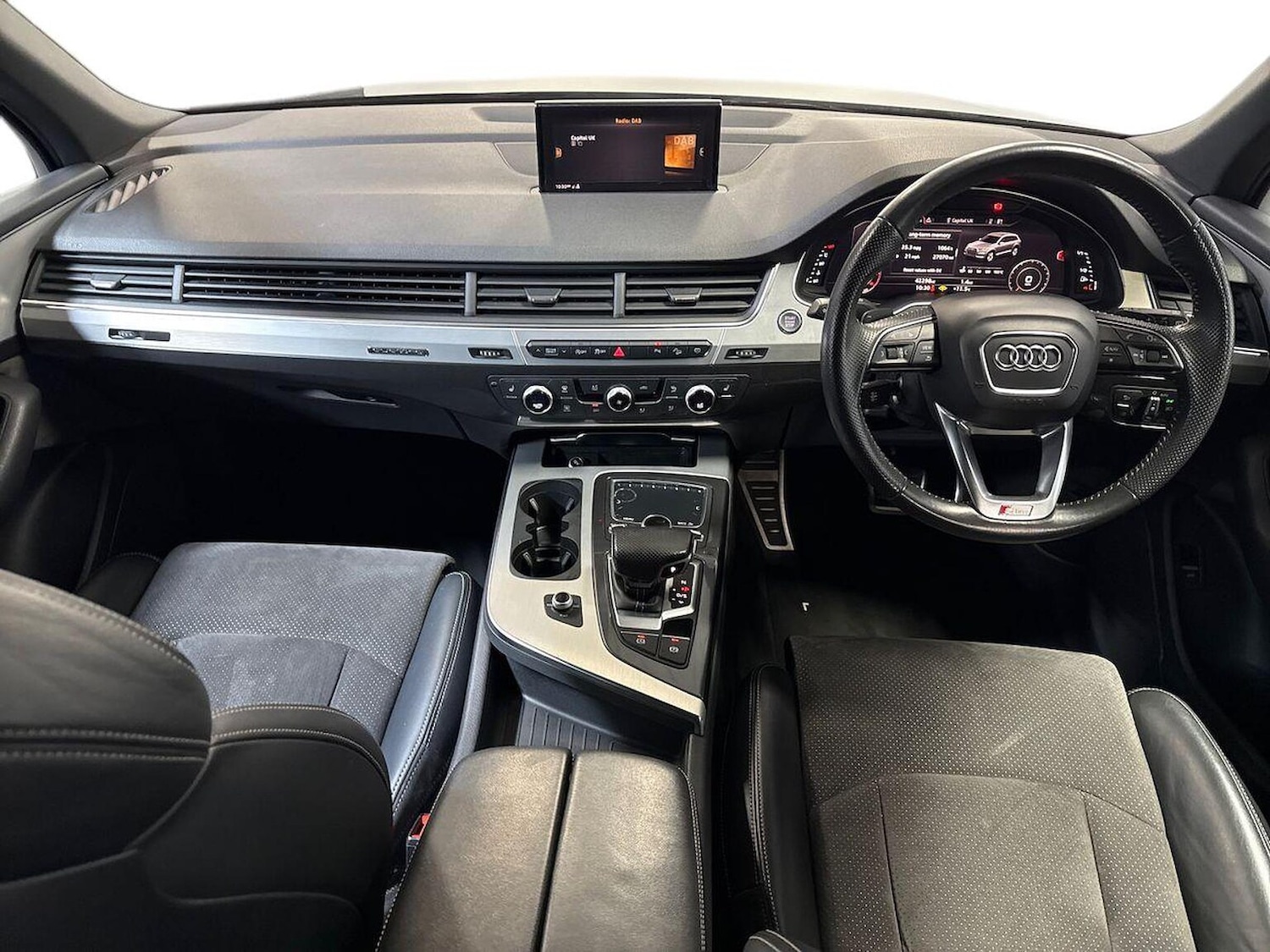 Used Audi Q7 2018 for sale - 77750063: Photo 8