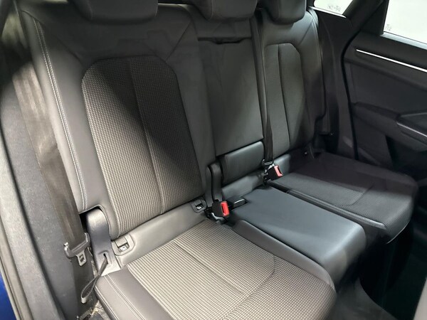 Used Audi Q3 2023 for sale - 76114327: Photo 16