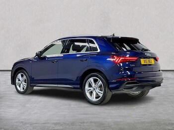 Used Audi Q3 2023 for sale - 76114327: Photo 2