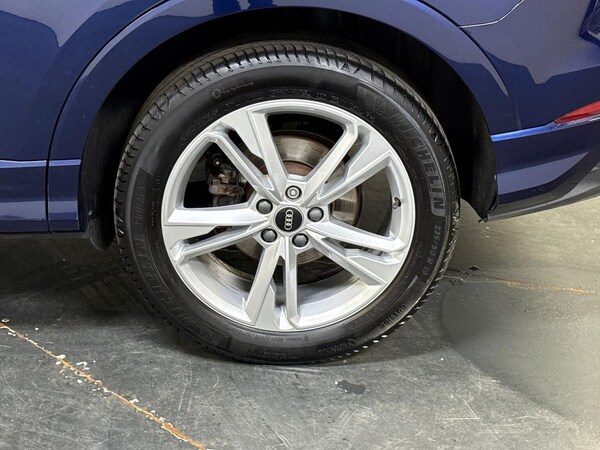 Used Audi Q3 2023 for sale - 76114327: Photo 6